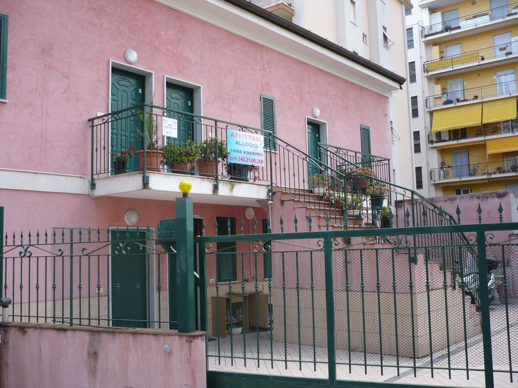 Villamareblu Ventimiglia Cameră foto